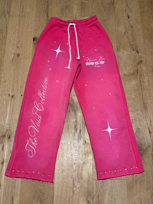 “vision en vue” pink sweats