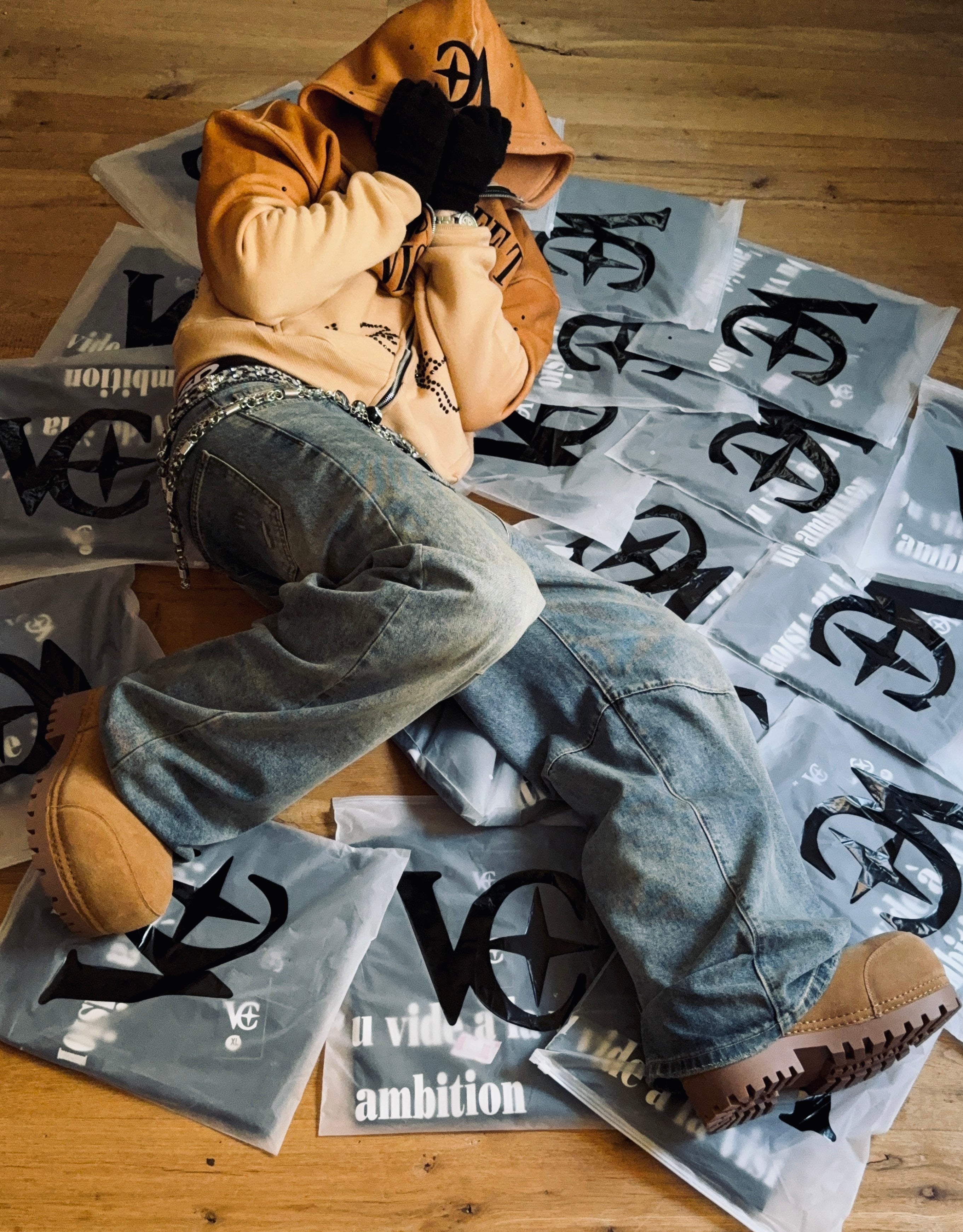 "vision en vue" Zip-up